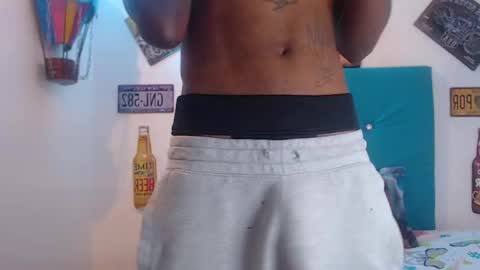 Snapshot of breazer__ chatting on 03-12-25, 09:12 breazer__ online show from 03-12-25, 09:12