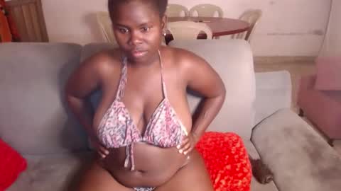 Valentina online show from 11-07-25, 08:14