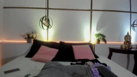 MeganBeaked online show from 11-05-25, 11:43