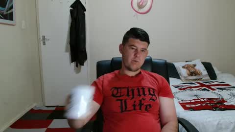 ask me lol online show from 02-19-26, 03:35