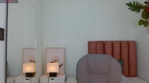 Snapshot of brendathompson_ chatting on 12-03-25, 04:09 Brenda online show from 12-03-25, 04:09