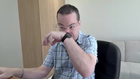 Brett online show from 09-20-25, 10:49