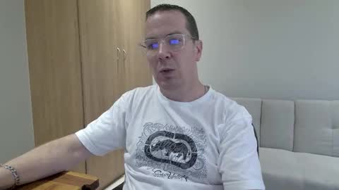 Brett online show from 02-04-26, 03:07