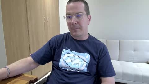 Brett online show from 02-08-26, 02:09