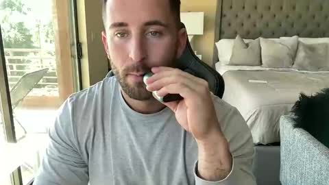 Snapshot of brettmycles chatting on 10-31-25, 05:47 Brett Mycles online show from 10-31-25, 05:47