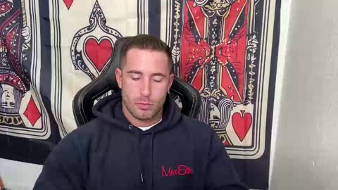 Snapshot of brettmycles chatting on 12-03-25, 06:06 Brett Mycles online show from 12-03-25, 06:06