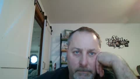 hey online show from 01-12-25, 06:49
