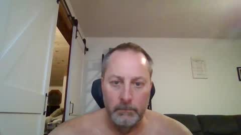 Snapshot of brettsky chatting on 11-14-25, 11:02 hey online show from 11-14-25, 11:02