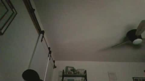 Snapshot of brettsky chatting on 11-30-25, 04:55 hey online show from 11-30-25, 04:55