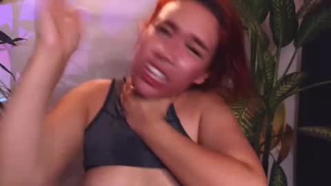 Snapshot of bri_von_dhara_ chatting on 02-15-26, 12:51 Bri online show from 02-15-26, 12:51