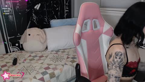 Snapshot of briabannana chatting on 12-25-24, 12:27 Brianna online show from 12-25-24, 12:27