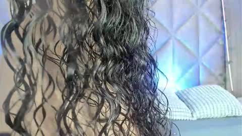 B R I A  online show from 10-20-25, 01:50