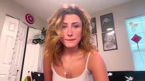 Snapshot of briadominick chatting on 12-28-24, 09:51 Brianna3 online show from 12-28-24, 09:51