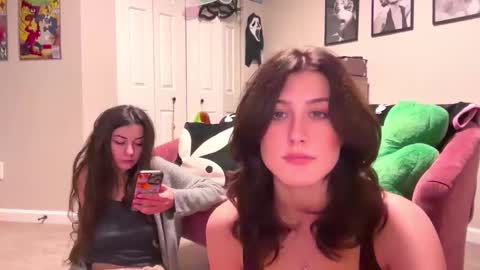 Snapshot of briadominick chatting on 02-05-25, 05:09 Brianna3 online show from 02-05-25, 05:09