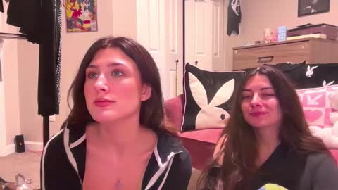 Snapshot of briadominick chatting on 02-13-25, 05:37 Brianna3 online show from 02-13-25, 05:37