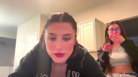 Snapshot of briadominick chatting on 03-06-25, 04:19 Brianna3 online show from 03-06-25, 04:19