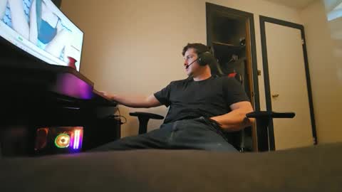 brian7891012 online show from 01-11-26, 08:47