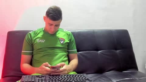 Snapshot of brian_mac chatting on 01-28-25, 03:04 brian_mac online show from 01-28-25, 03:04