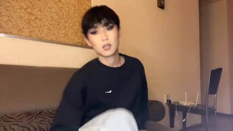 Brian boy online show from 11-06-25, 01:34