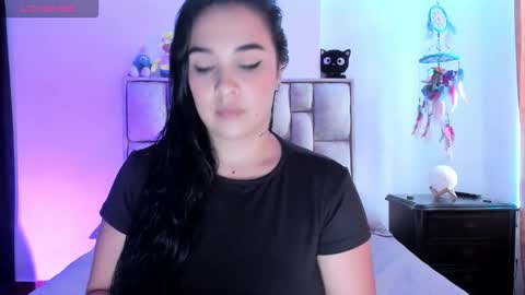 Snapshot of brianaguzman chatting on 11-12-25, 06:41 online show from 11-12-25, 06:41