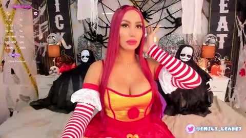 Brianna Ortiz online show from 10-03-25, 04:04