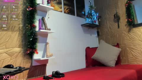 Brianna Chelsea  online show from 12-28-24, 01:38