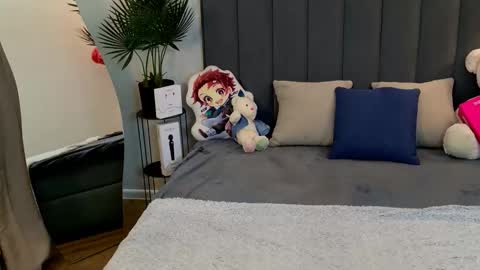 Snapshot of briarwynn chatting on 02-08-26, 09:29 briarwynn online show from 02-08-26, 09:29