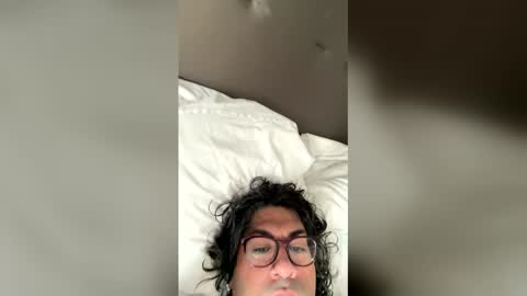 Snapshot of brickdgoonr chatting on 02-08-26, 11:08 brickdgoonr online show from 02-08-26, 11:08