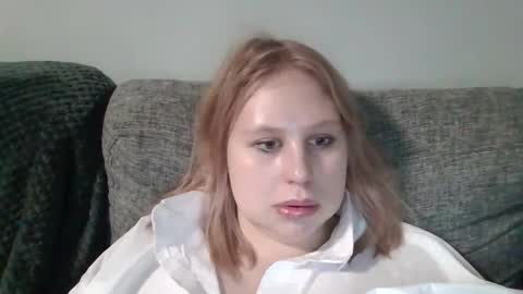 Snapshot of bridget_kiss chatting on 02-06-26, 03:37 bridget_kiss online show from 02-06-26, 03:37