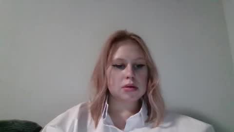 Snapshot of bridget_kiss chatting on 02-08-26, 06:00 bridget_kiss online show from 02-08-26, 06:00