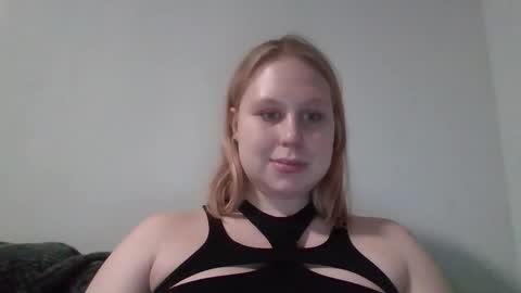 Snapshot of bridget_kiss chatting on 02-22-26, 07:01 bridget_kiss online show from 02-22-26, 07:01