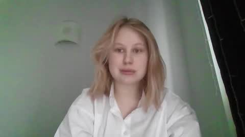 Snapshot of bridget_kiss chatting on 03-04-26, 08:53 bridget_kiss online show from 03-04-26, 08:53