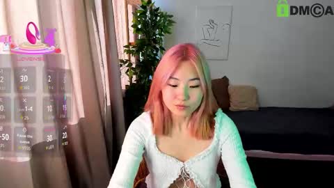 Snapshot of bridgetbottrel chatting on 10-14-25, 09:32 Bridget online show from 10-14-25, 09:32