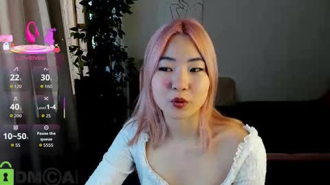 Snapshot of bridgetbottrel chatting on 10-16-25, 09:10 Bridget online show from 10-16-25, 09:10