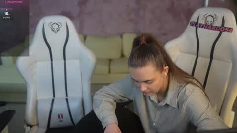 Snapshot of bright_diamonds_054 chatting on 03-08-26, 07:56 Diamonds Girls online show from 03-08-26, 07:56