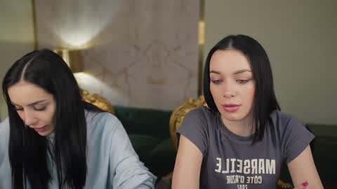 Snapshot of bright_diamonds_054 chatting on 03-10-26, 08:19 Diamonds Girls online show from 03-10-26, 08:19