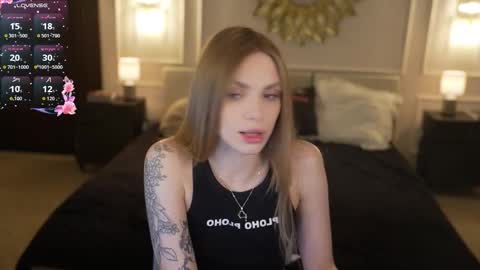 Snapshot of bright_diamonds_054 chatting on 03-18-26, 08:06 Diamonds Girls online show from 03-18-26, 08:06