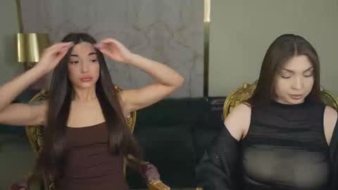 Snapshot of bright_diamonds_054 chatting on 03-27-26, 08:26 Diamonds Girls online show from 03-27-26, 08:26