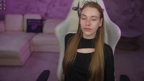 Snapshot of bright_diamonds_054 chatting on 04-06-26, 07:37 Diamonds Girls online show from 04-06-26, 07:37