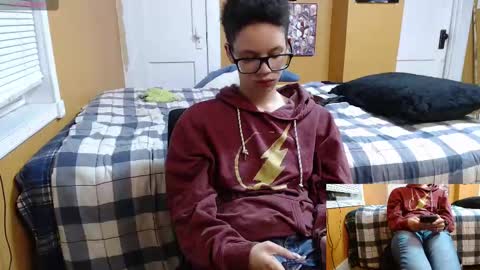 Snapshot of bright_pink_strawberry chatting on 12-04-24, 12:19 Strawberry online show from 12-04-24, 12:19