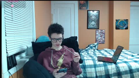 Snapshot of bright_pink_strawberry chatting on 01-14-25, 12:54 Strawberry online show from 01-14-25, 12:54