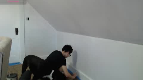 Snapshot of bright_pink_strawberry chatting on 01-17-25, 04:47 Strawberry online show from 01-17-25, 04:47