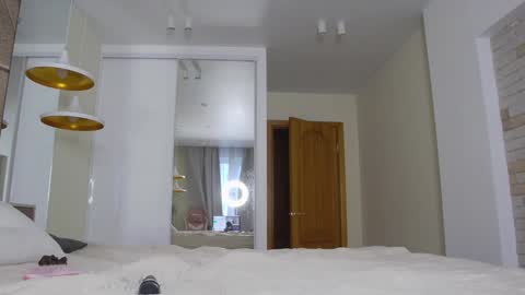 Amina Adelina online show from 01-11-25, 05:10