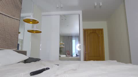 Amina Adelina online show from 01-15-25, 04:57