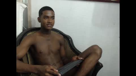 Snapshot of brihansexx chatting on 10-15-25, 05:07 bhrian online show from 10-15-25, 05:07