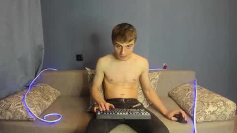 bristlebback online show from 10-31-25, 04:41