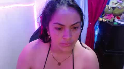 scarleth    follow mee 3 kis online show from 02-08-25, 01:32