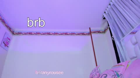 Snapshot of britanyrousee chatting on 12-02-24, 02:52 Emily online show from 12-02-24, 02:52