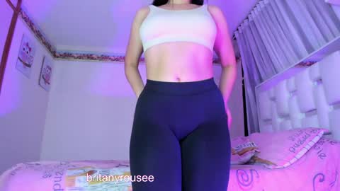 Snapshot of britanyrousee chatting on 12-08-24, 03:32 Emily online show from 12-08-24, 03:32