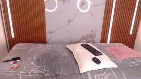 brithanny_03 online show from 12-18-25, 08:04